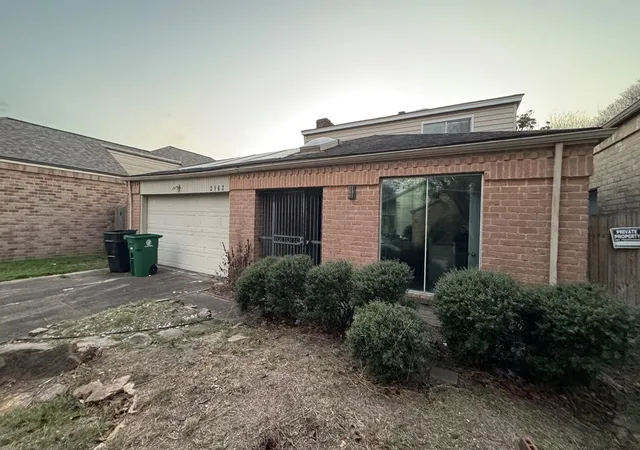 4th image of 2162 Paso Rello Dr, Houston, TX 77077 | MLS# 94343068