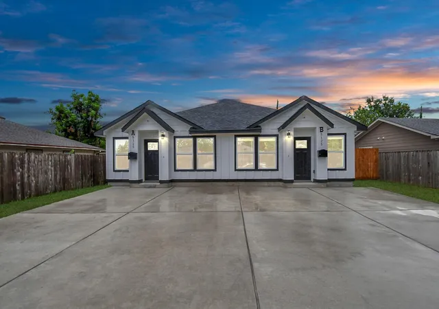 1st image of 5125 Chennault St #A/B, Houston, TX 77033 | MLS# 37528790