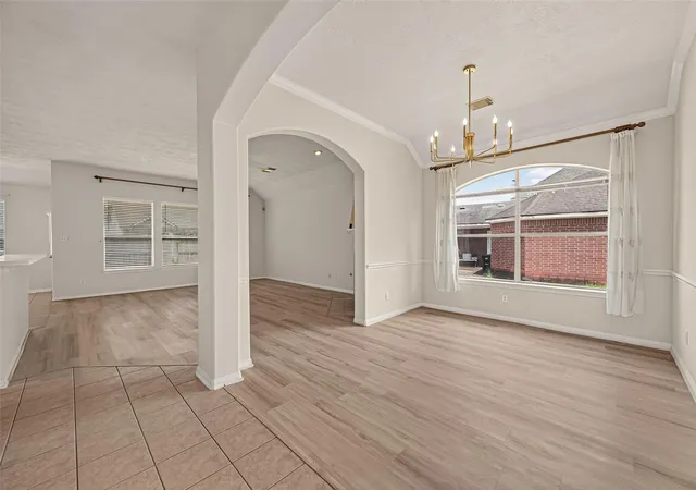Photo 4 of Single family home for sale at 14207 Rolling Hills Ln, Rosharon, TX 77583 | MLS# 69000113 | Listing updated on 2026-09-22