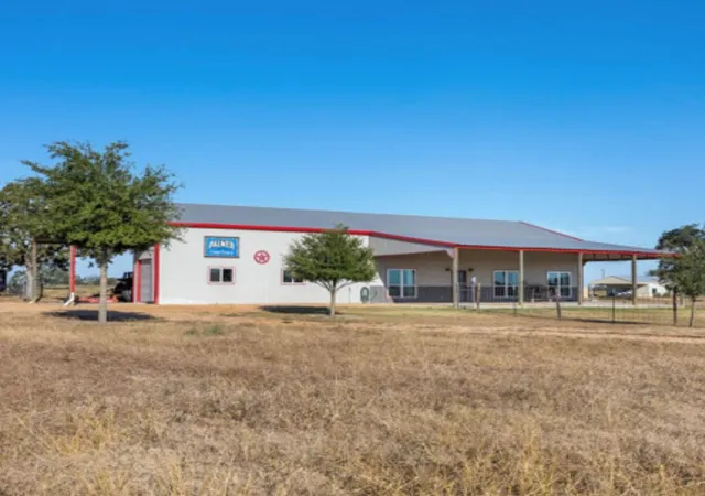 Homes for sale in Ledbetter, TX | 7210 Goehring Rd, Ledbetter, TX 78946 | MLS# 33172787