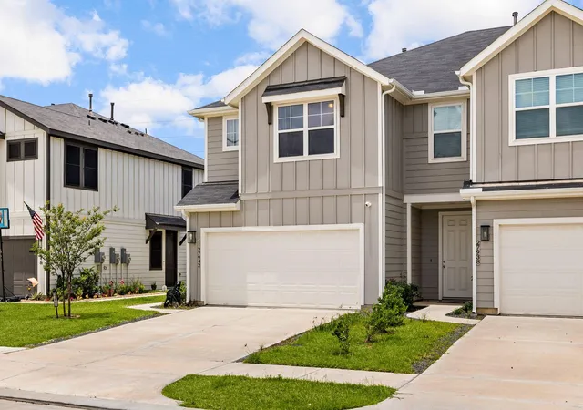 Photo 3 of Townhouse for sale at 27942 Western Crk Ct, Katy, TX 77494 | MLS# 52203181 | Listing updated on 2026-07-15
