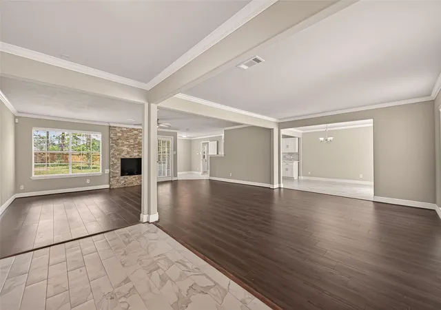 Photo 3 of Sale Pending at 1102 Belaya Ln, Houston, TX 77090 | MLS# 31800100 | Listing updated on 2026-09-11