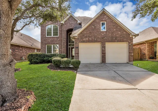2nd image of 2807 Arbor Brook Ln, Pearland, TX 77584 | MLS# 88571889