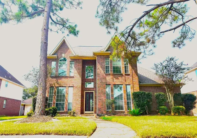 Photo 1 of Single family home for sale at 2438 Weatherford Dr, Pearland, TX 77584 | MLS# 89134358 | Listing updated on 2026-09-15