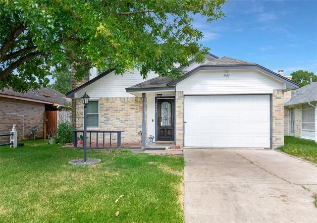 Photo 2 of Single family home for sale at 4423 Fld Meadow Dr, Katy, TX 77449 | MLS# 90512367 | Listing updated on 2026-09-15