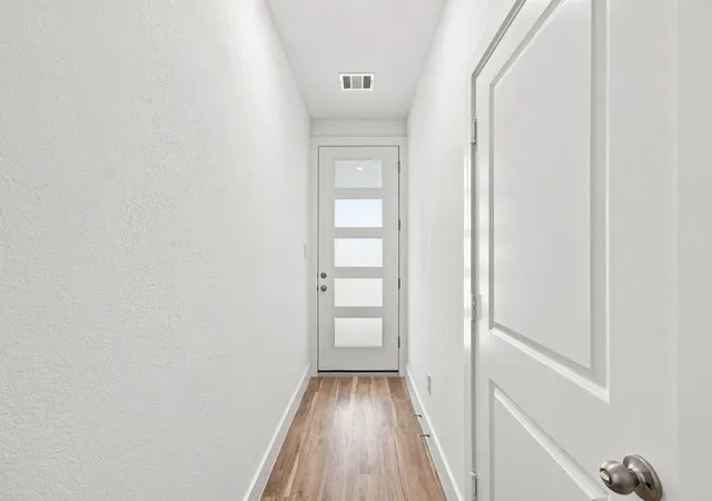 4th image of 6055 Cebra St, Houston, TX 77091 | MLS# 91798157