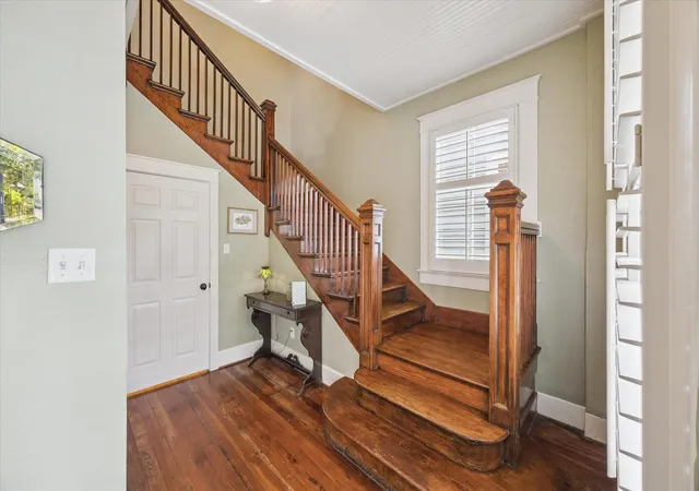 Photo 3 of Sale Pending at 1009 Church St, Galveston, TX 77550 | MLS# 5079448 | Listing updated on 2026-09-11