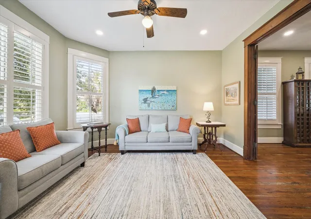 Photo 3 of Sale Pending at 1009 Church St, Galveston, TX 77550 | MLS# 5079448 | Listing updated on 2026-09-11