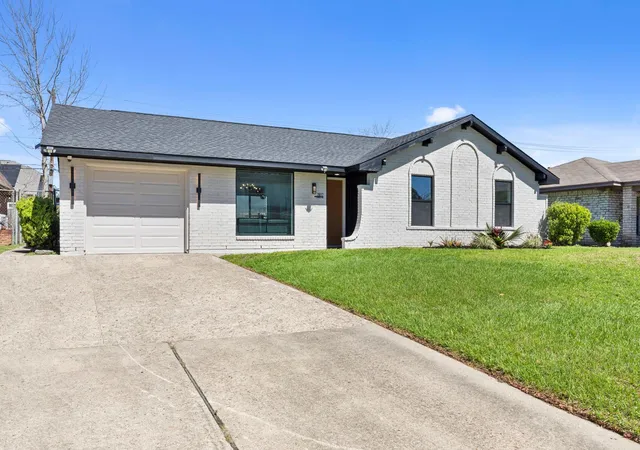 Photo 1 of Single family home for sale at 7617 Ferol Rd, Houston, TX 77016 | MLS# 52745433 | Listing updated on 2026-09-20