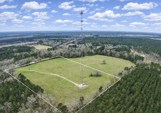 Photo 2 of Land for sale at Tbd 0 Us Hwy 96 S Hwy, San Augustine, TX 75972 | MLS# 17257033 | Listing updated on 2026-08-27