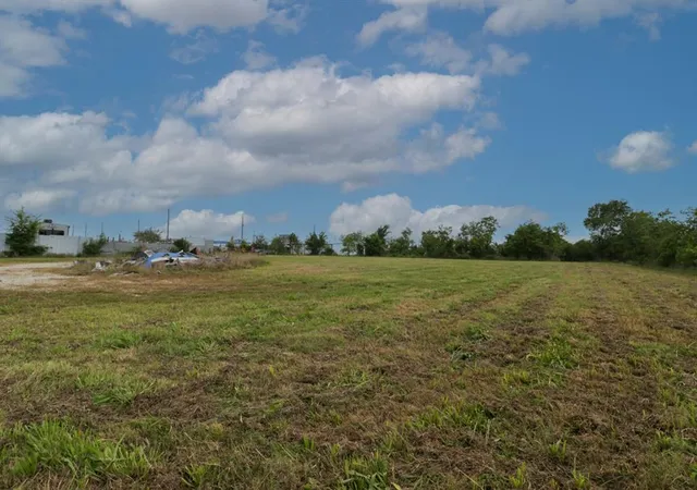 Photo 3 of Land for sale at 6149 Spencer Hwy, Pasadena, TX 77505 | MLS# 74817596 | Listing updated on 2026-06-16