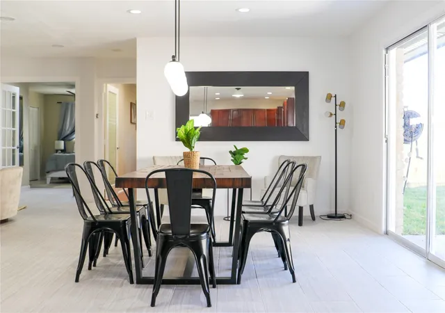 Photo 3 of Single family home for sale at 3007 Larknolls Ln, Houston, TX 77092 | MLS# 24303093 | Listing updated on 2026-08-30