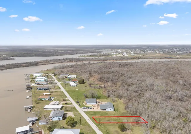 Homes for sale in Matagorda, TX | 626 Cr 257, Matagorda, TX 77457 | MLS# 20795930