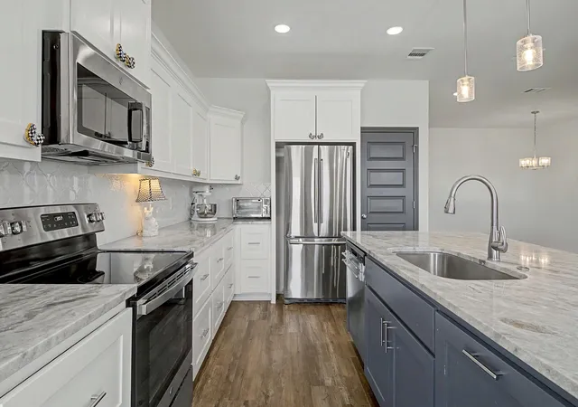 1st image of 2406 Lightfoot Ln, Bryan, TX 77803 | MLS# 95666276
