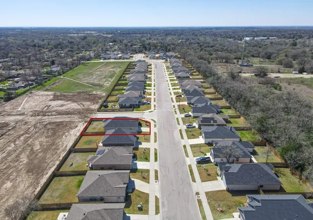 42nd image of 2406 Lightfoot Ln, Bryan, TX 77803 | MLS# 95666276