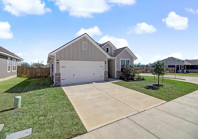4th image of 2406 Lightfoot Ln, Bryan, TX 77803 | MLS# 95666276