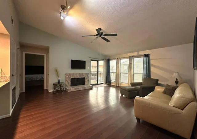 2nd image of 8100 Cambridge St #32, Houston, TX 77054 | MLS# 98953364