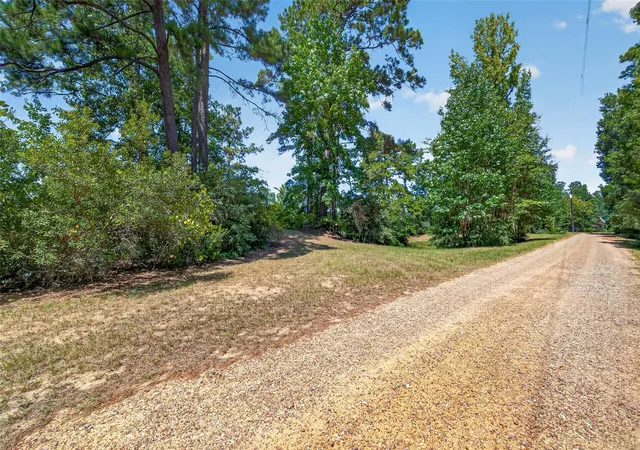 Photo 29 of Single family home for sale at 8 Smith Loop S, Cleveland, TX 77327 | MLS# 79422436 | Listing updated on 2026-09-10