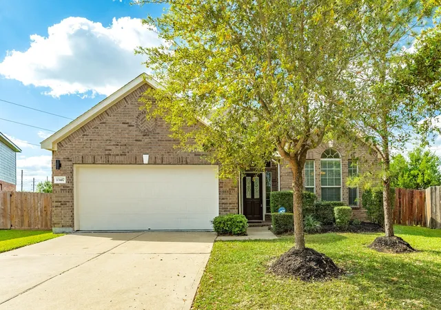 Photo 1 of Single family home for sale at 13417 Star Crk Ln, Rosharon, TX 77583 | MLS# 56225108 | Listing updated on 2026-09-06