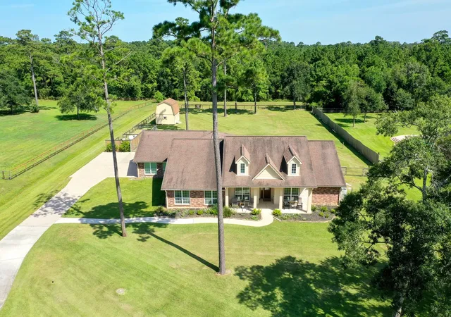 2nd image of 7219 Bayou Timber Dr, Alvin, TX 77511 | MLS# 15170075