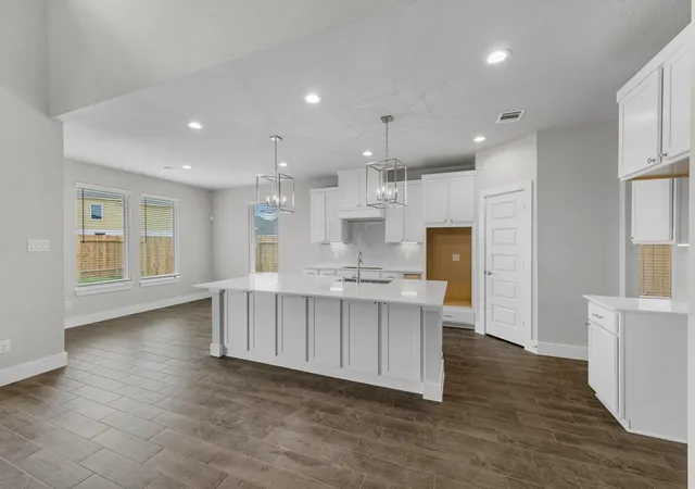 3rd image of 2915 Belle Tree Ln, Katy, TX 77493 | MLS# 30881297