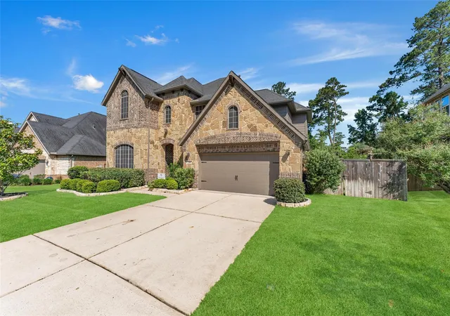 2nd image of 214 Reynosa Ct, Pinehurst, TX 77362 | MLS# 56027507