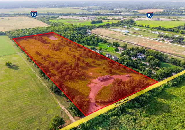 3rd image of 37220 Donigan Rd, Brookshire, TX 77423 | MLS# 33633377