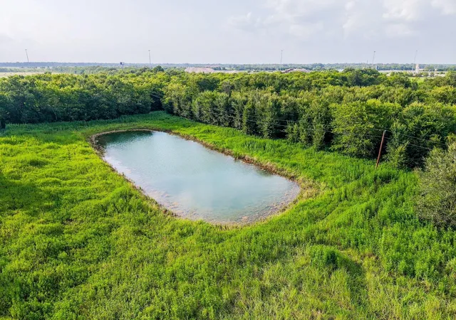 5th image of 37220 Donigan Rd, Brookshire, TX 77423 | MLS# 33633377