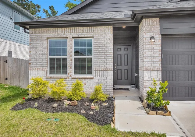 Photo 2 of Single family home for sale at 30408 Crystal Stream Ln, Magnolia, TX 77355 | MLS# 62881544 | Listing updated on 2026-09-24