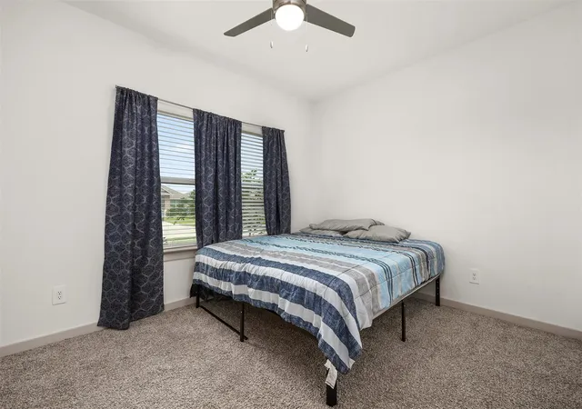 4th image of 13308 Lago Acero Ln, La Marque, TX 77568 | MLS# 20752495