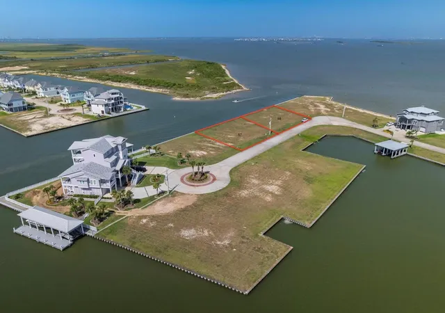 3rd image of 55 Water Key, Hitchcock, TX 77563 | MLS# 75874580