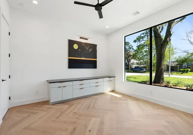 4th image of 1226 Du Barry Ln, Houston, TX 77018 | MLS# 37276215