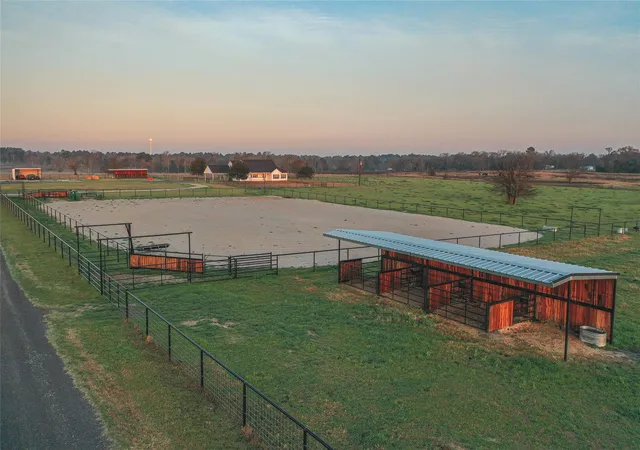 Photo 1 of Land for sale at 573 Fm 980 Rd, Huntsville, TX 77320 | MLS# 77927275 | Listing updated on 2026-08-27