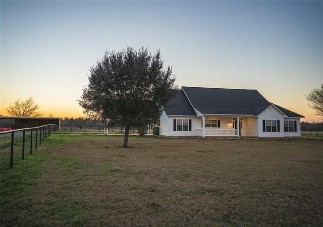 Photo 3 of Land for sale at 573 Fm 980 Rd, Huntsville, TX 77320 | MLS# 77927275 | Listing updated on 2026-08-27