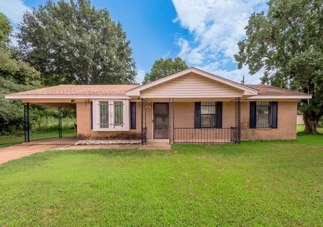 1st image of 203 Darius St, Crockett, TX 75835 | MLS# 29750831