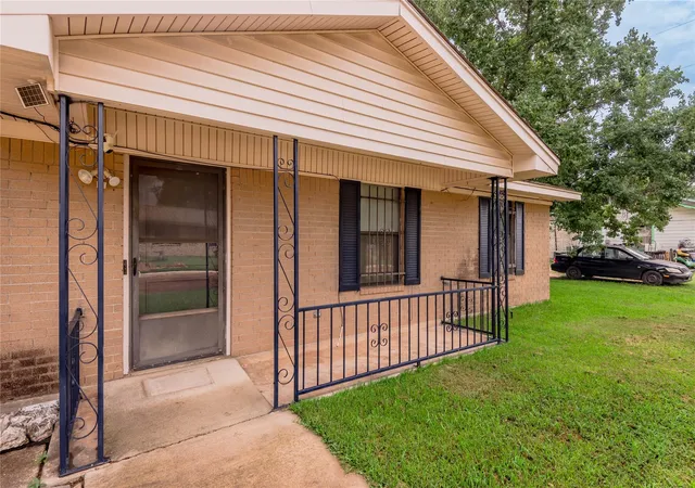 4th image of 203 Darius St, Crockett, TX 75835 | MLS# 29750831