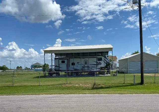 Land for sale at 1128 Canal E, Port Bolivar, TX 77650 | MLS# 18528478