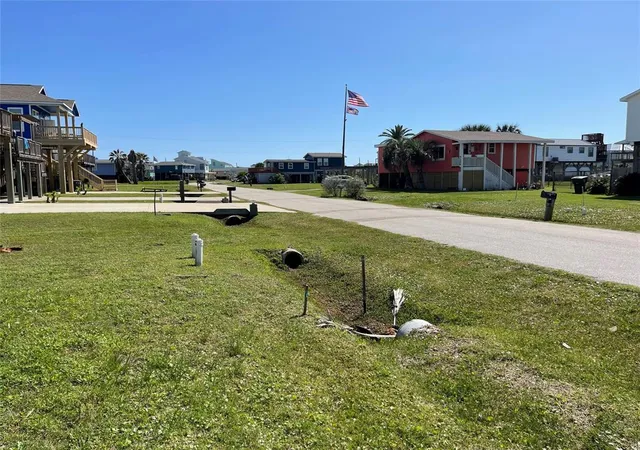 Photo 3 of Land for sale at 4125 Las Palmas St, Galveston, TX 77554 | MLS# 50053291 | Listing updated on 2026-07-29