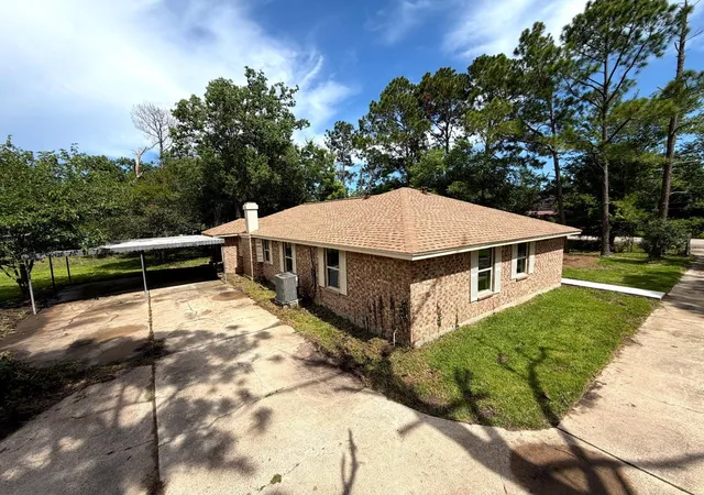 4th image of 748 County Road 296D, Alvin, TX 77511 | MLS# 80481693