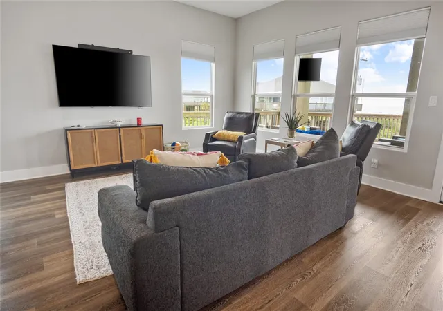Photo 4 of Single family home for sale at 804 W 1/2 Johnson Crawford Cir, Port Bolivar, TX 77650 | MLS# 11426589 | Listing updated on 2026-09-08