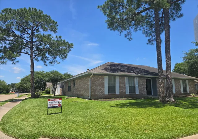 2nd image of 2238 Silver Sage Dr, Houston, TX 77077 | MLS# 41941836