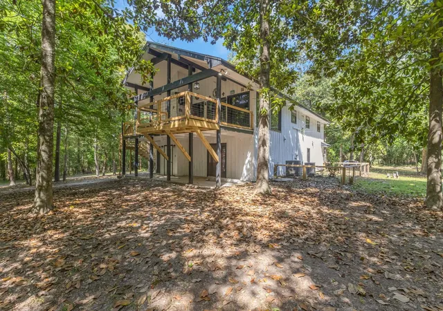 Homes for sale in Village Mills, TX | 600 Ironwood Ln, Village Mills, TX 77663 | MLS# 59147012