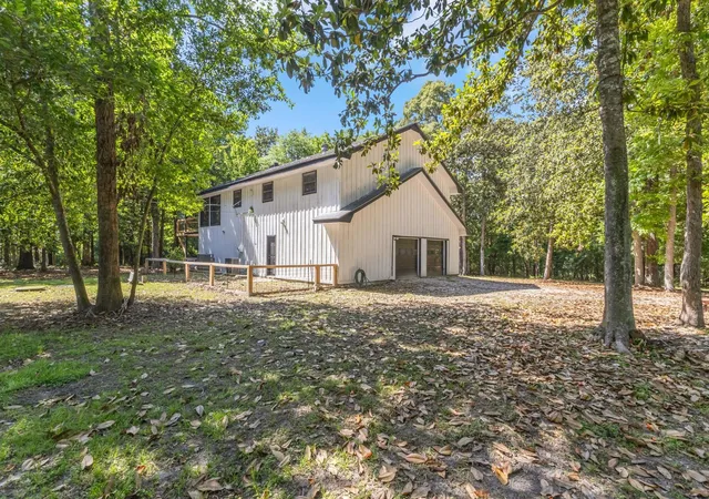 Homes for sale in Village Mills, TX | 600 Ironwood Ln, Village Mills, TX 77663 | MLS# 59147012