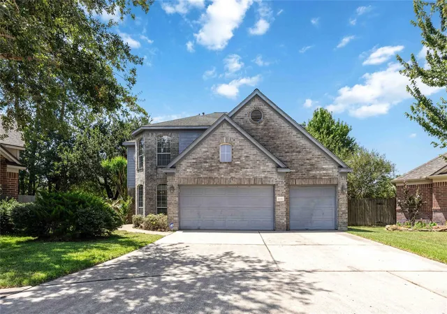 Photo 3 of Sale Pending at 16519 Great Forest, Humble, TX 77346 | MLS# 74298793 | Listing updated on 2026-09-02