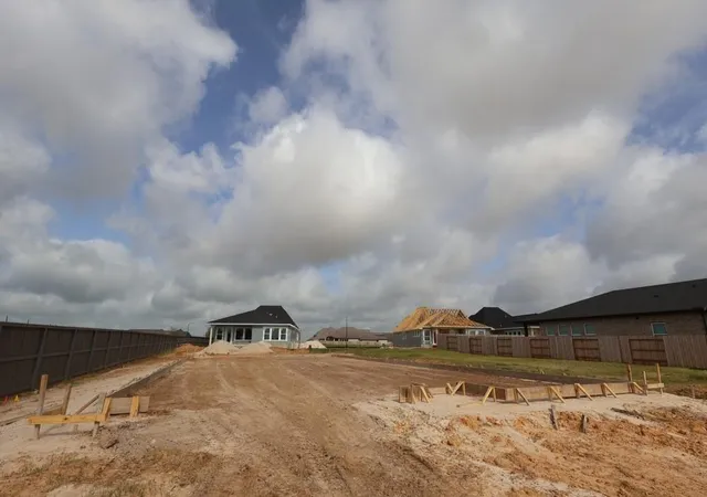 Photo 4 of Single family home for sale at 16403 Wildrye Bnd Ct, Hockley, TX 77447 | MLS# 93778851 | Listing updated on 2026-09-07