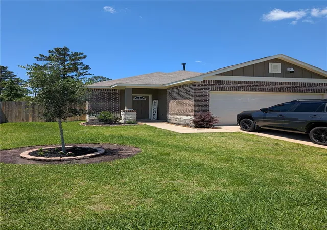 Photo 1 of Single family home for sale at 14601 E Pine Heart Dr, Conroe, TX 77302 | MLS# 62922167 | Listing updated on 2026-06-28