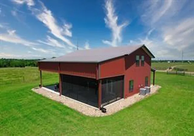 4th image of 6515 Prihoda Rd, New Ulm, TX 78950 | MLS# 70609927