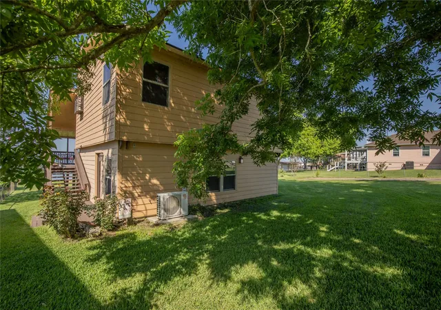 4th image of 202 Willie Cook St, Livingston, TX 77351 | MLS# 52450395
