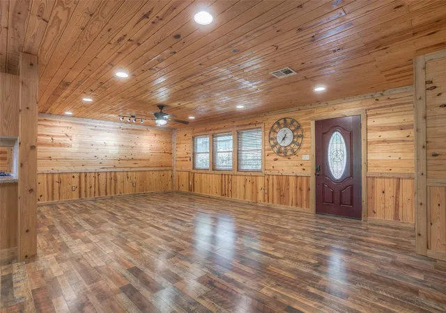 Photo 4 of Sale Pending at 250 Red Bird Ln, Trinity, TX 75862 | MLS# 70752672 | Listing updated on 2026-09-08