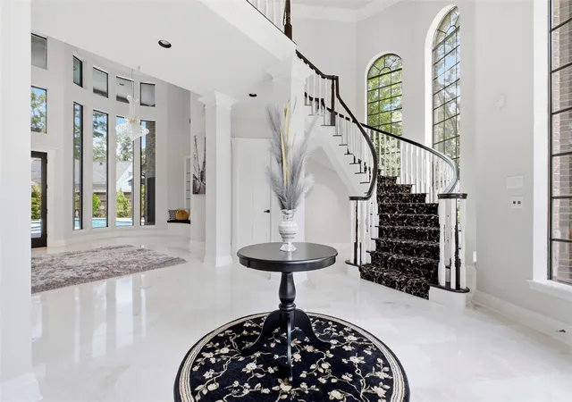 Photo 3 of Sale Pending at 5202 Norborne Ln, Houston, TX 77069 | MLS# 30238851 | Listing updated on 2026-09-16